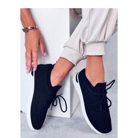 Crne sportske cipele s čarapama crno 2