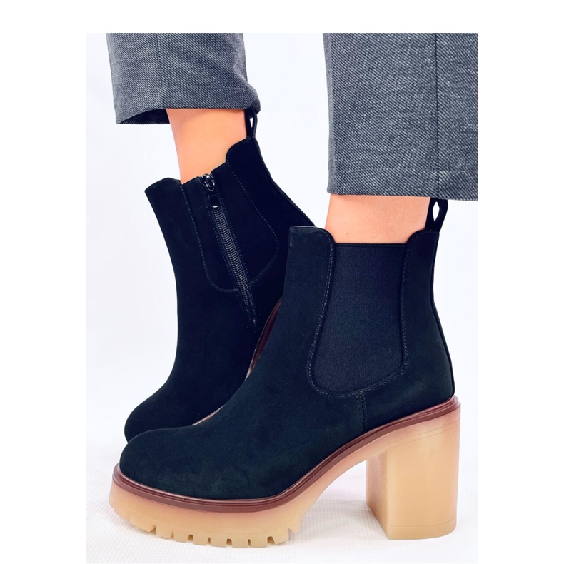 Čizme sa širokom petom i štitnikom Mattis Black - Inello crna 1