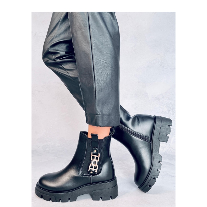 Vida Crne ženske Chelsea čizme - Inello crna 2