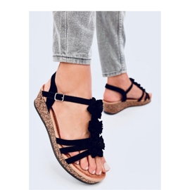 Fisken Crne sandale na cvjetnu platformu - Inello crno 1