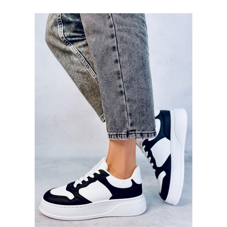 Ženske tenisice s visokim potplatom Crne bijela 1