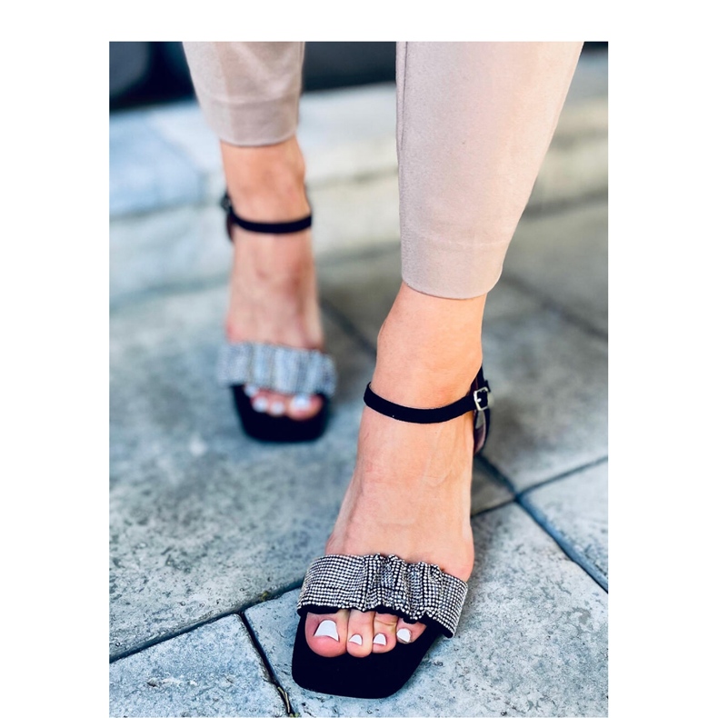 Dash Crne sandale na široku petu - Inello crno 1