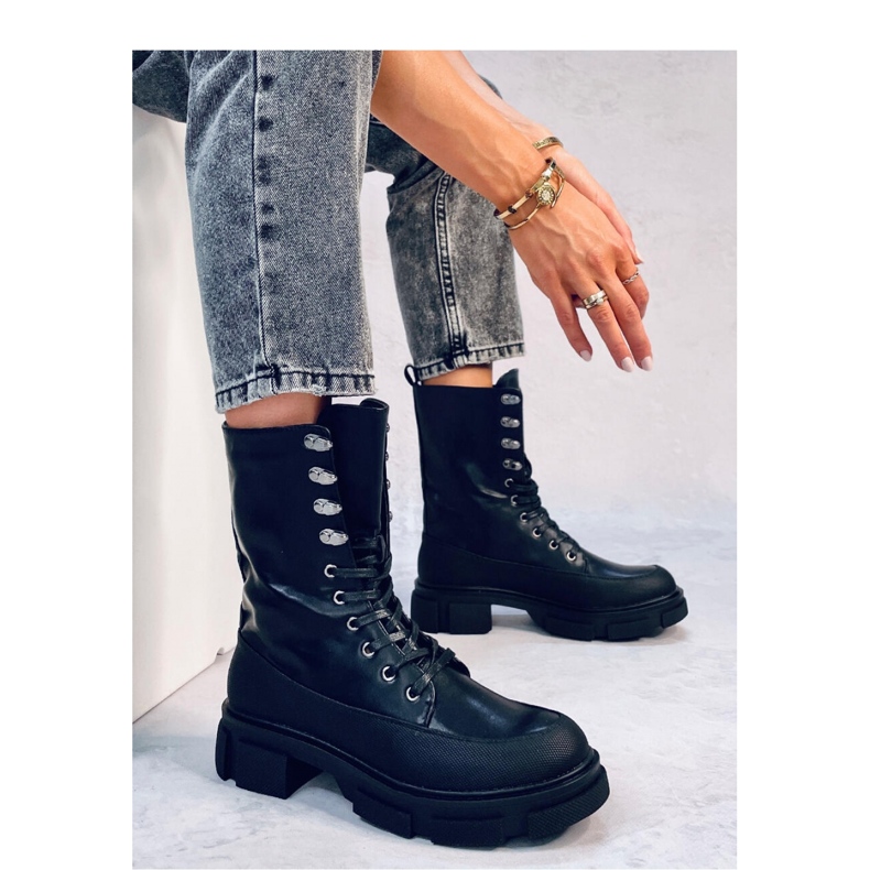 Dart Crne bovver čizme na vezanje - Inello crna 2