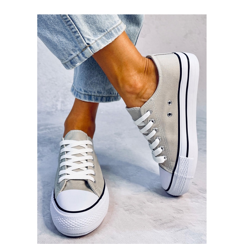 Klasične ženske tenisice Fargis Grey - Inello siva 1