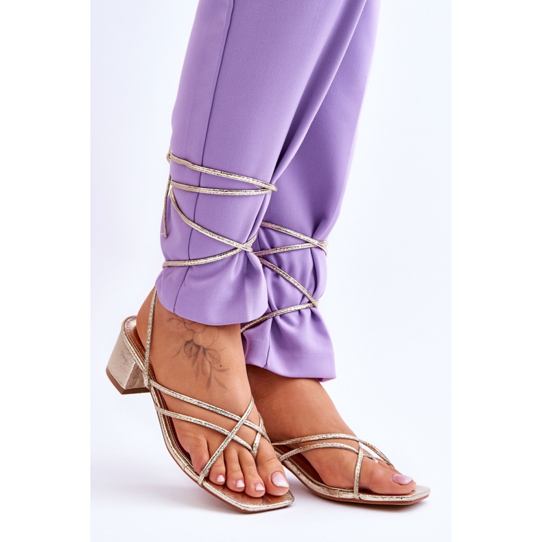 Step in style Model Secret Love LOLA5023 Zlatne sandale na vezanje - Korak sa stilom žuta boja 1