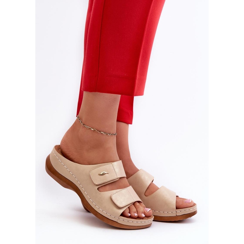 Bež ženske japanke s ravnim potplatom 1