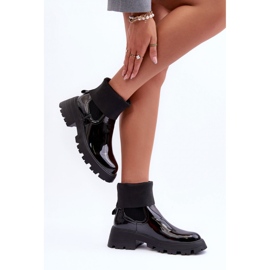 Step in style Chelsea čizme Model Pavo DES925M Black Lakier - Zakoračite sa stilom crna 2