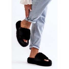 Crne ženske krznene papuče crno 1