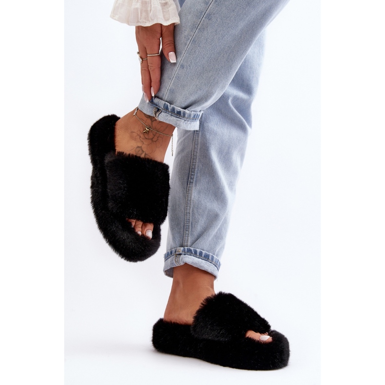 Crne ženske krznene papuče crna 1