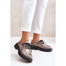 Ženske cipele s tamno bež ukrasima 1