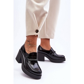 Cipele na visoku petu s crnim ukrasom crna 1