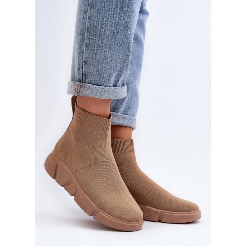 Bež sportske cipele s čarapom smeđa 1