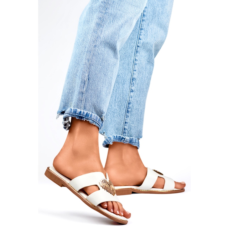 Ženske japanke ukrašene srcem KK-731W bijele bijela 1