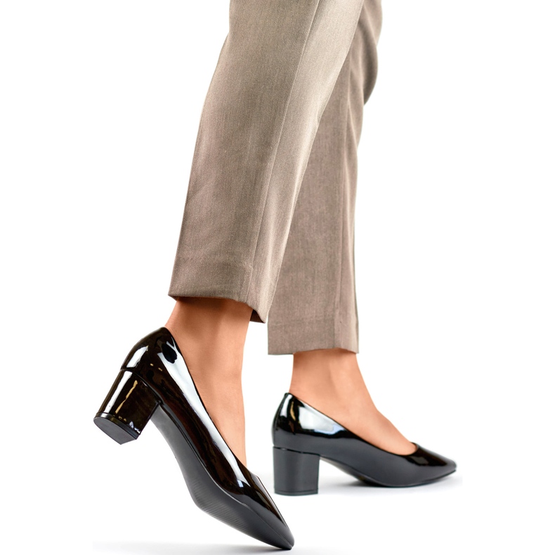 Ženske lakirane pumpe CIC-312B, crne crna 1