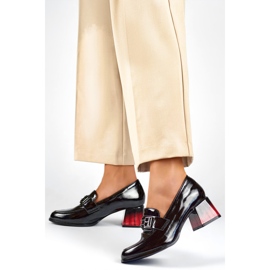 Lakirane salonke s ukrasom GD-FL478-B crna crno 1