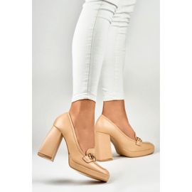 Ženske salonke s ukrasom M047-NU bež 2