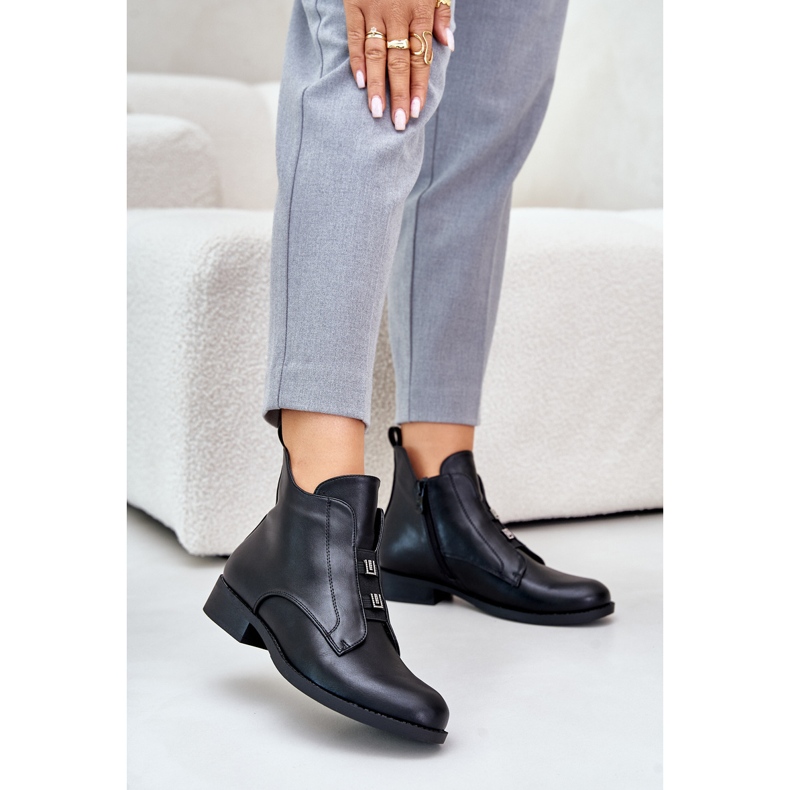 Izolirane ženske čizme na ravnu petu od eko kože S.Barski HY42-716 crne crna 2