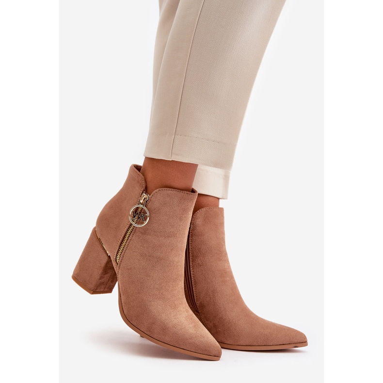 Ženske čizme na visoku petu sa špicastim vrhovima od toplo smeđe ekološke kože Raisha bež 1