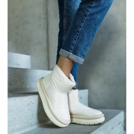 Bež tople čizme za snijeg na platformi Cores 1