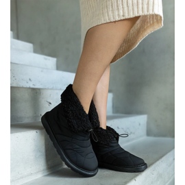 Crne izolirane čizme za snijeg s Caellita manžetom crno 2