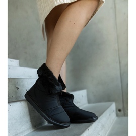 Crne izolirane čizme za snijeg s Edidda ovratnikom crno 1