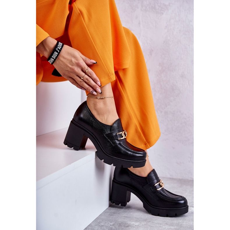 Lemar crne kožne cipele na visoku petu sa zlatnim ukrasima crna 4