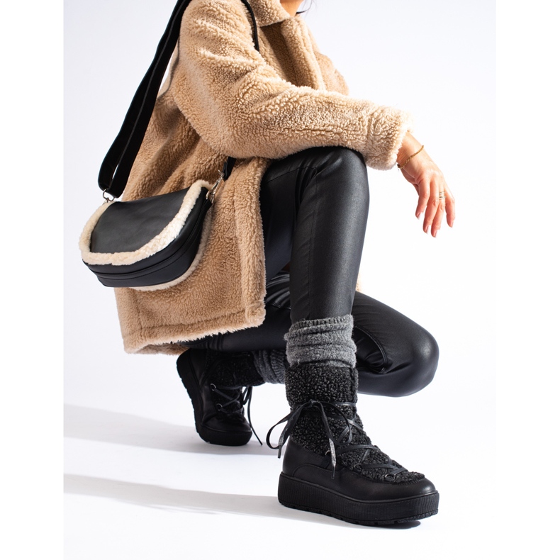 Ženske crne čizme za snijeg s platformom crno 1