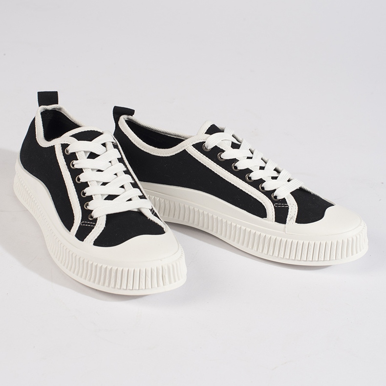 Crne ženske tenisice s platformom crno 1