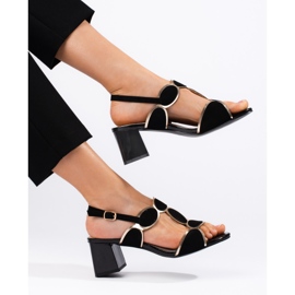 Goodin Crne ženske sandale sa kopčom crna 1