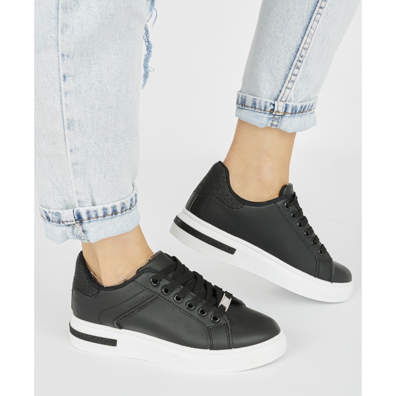 Ženske crne sportske cipele crna 2