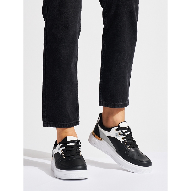 Crne sportske cipele s platformom crna 2