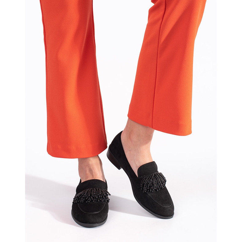 Ženske mokasine od brušene kože s perlicama crna 1