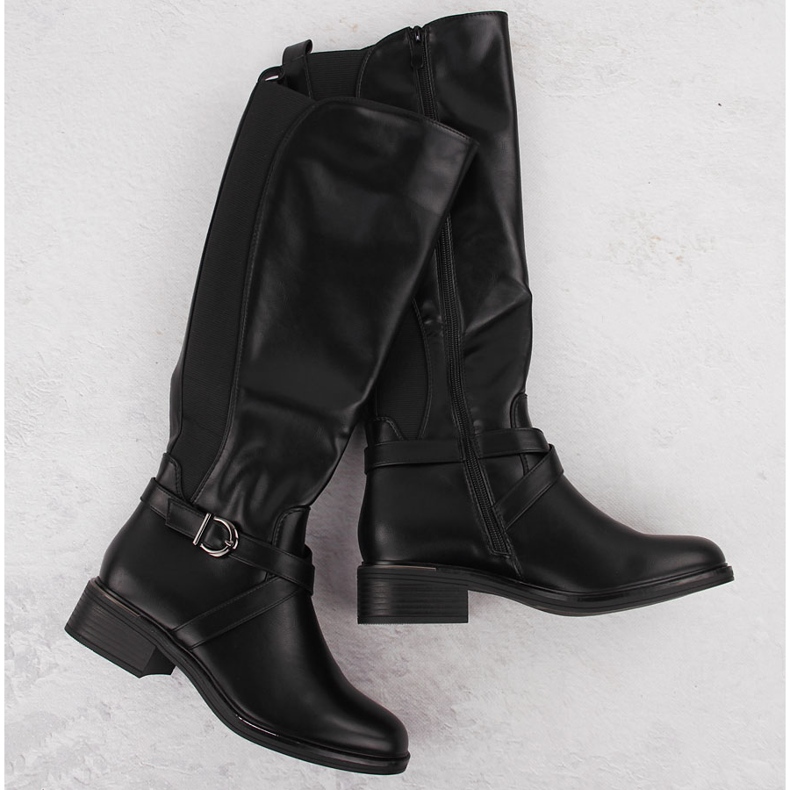 Ženske čizme s elastičnom gumom, izolirane, crne eVento 7496 crna 1