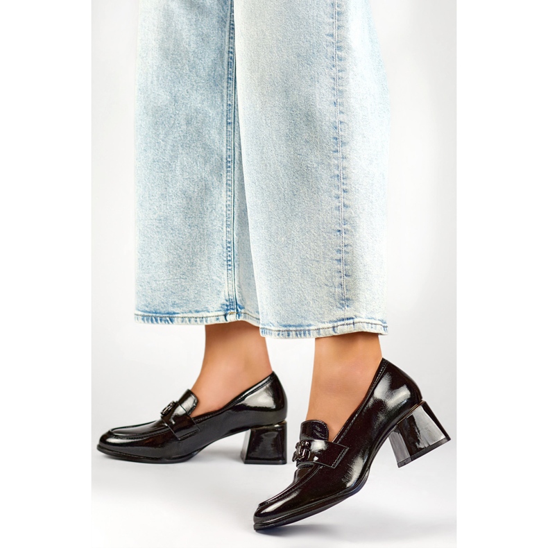 Crne lakirane cipele s niskom petom, ženske cipele s visokom petom crna 1