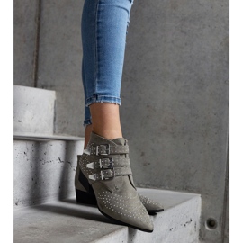 Zelene ukrasne gležnjače na nisku petu Forever zelena 1