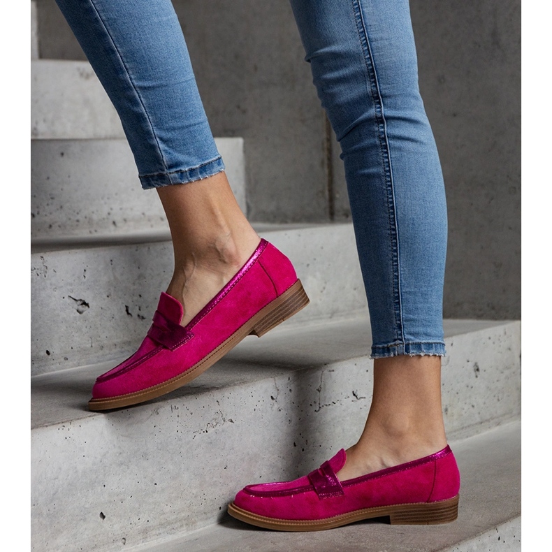 Ružičasti baršunasti mokasini sa sjajnim umetcima iz Leonolene ružičasta 1