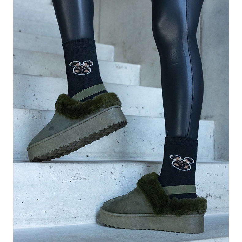 Zelene platform papuče ukrašene krznom i s gumicom na peti, Frank zelena 1