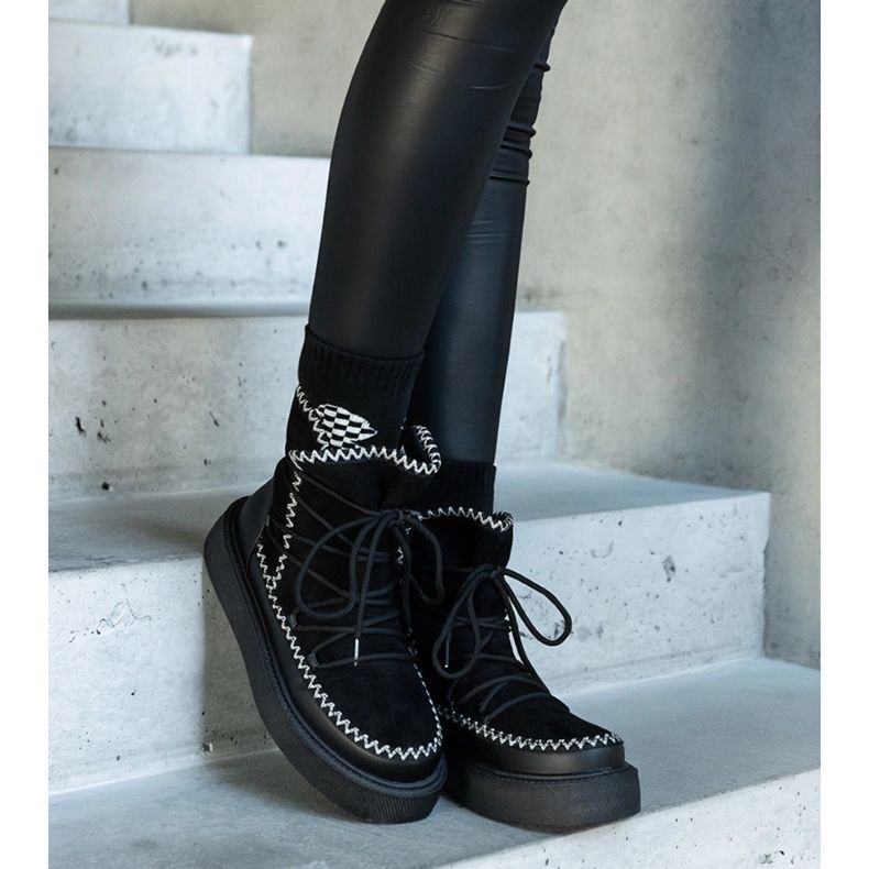 Crne čizme za snijeg s platformom i vezicama ukrašene Mckenzie vezom crna 2