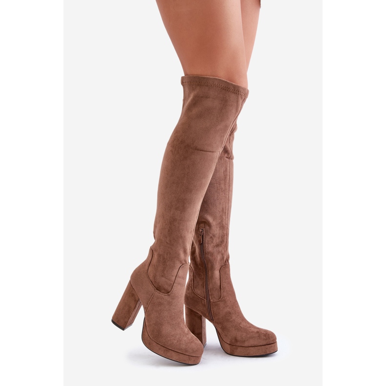 Čizme na visoku petu i platformu s gornjištem iznad koljena od tamno bež zistarije ekološke antilop kože 1