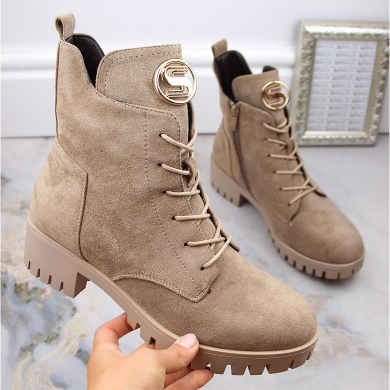 Izolirane gležnjače od brušene kože s visokom petom i platformom M.Daszyński W SAN22, bež 1