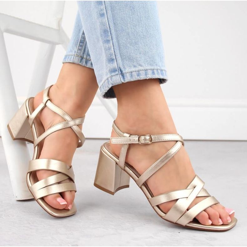 Sergio Leone W SK437 zlatne sandale na petu zlatna 1