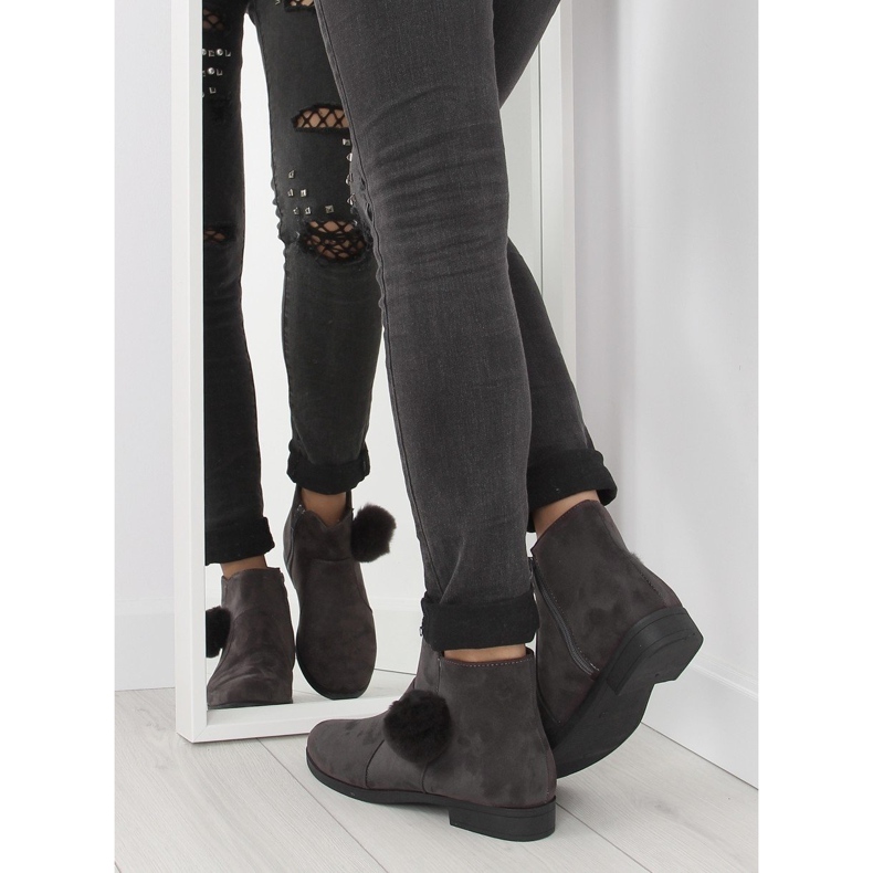 Sive ženske čizme X-15 sive s pompom siva 1