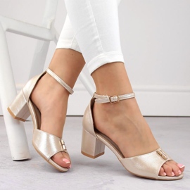 Zlatne sandale na petu Vinceza W JAN306 zlatni 1