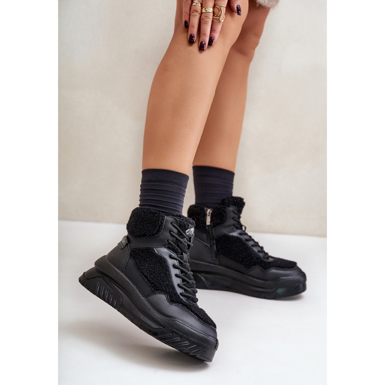 Lee Cooper LCJ-24-47-3145 Crne sportske cipele crna 1