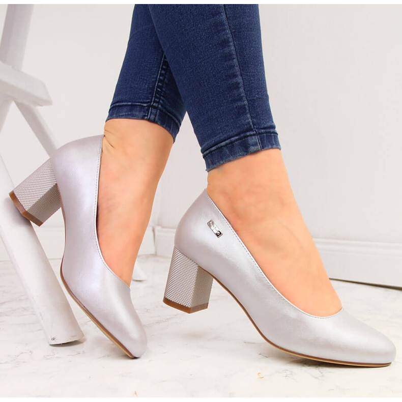 Ženske srebrne biserne salonke na ukrasnu visoku petu Sergio Leone srebro 1