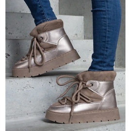 Tamno bež ženske čizme za snijeg s platformom i krznenom postavom 1