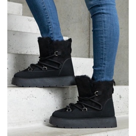 Crne ženske čizme za snijeg s platformom i krznenom postavom crno 1