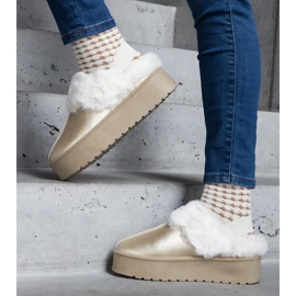 Zlatne platform papuče ukrašene krznom s elastičnom trakom na peti zlatna 1