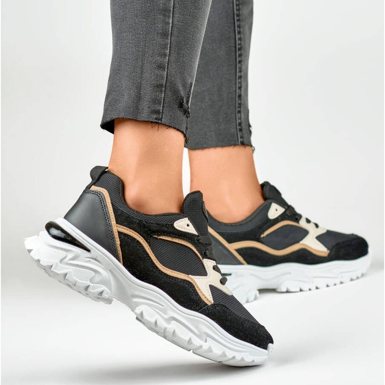 Ženske tenisice s debelim potplatom, crne 9062-B crno 1