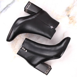 Ženske crne izolirane čizme s Filippo DBT4842/23 bk crna 2